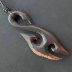 Angelhaken Maori Schmuck Symbol 2-farbig Anhänger Halskette Holzschmuck