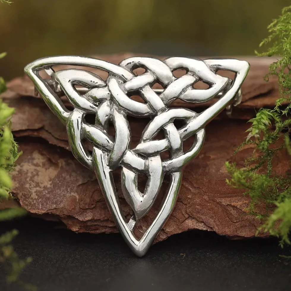 Brosche Keltenknoten Dreieck Silberschmuck 925 Silber