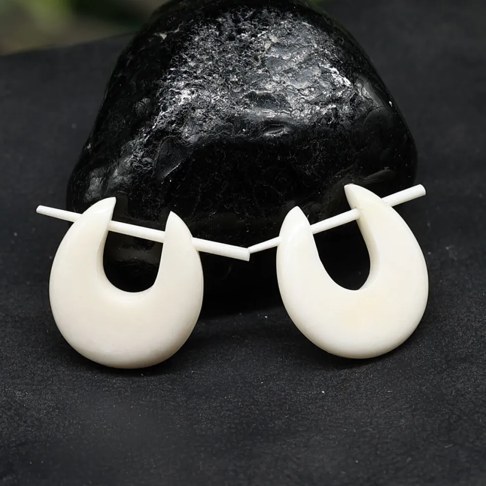Creole 1,5cm Ohrschmuck aus Knochen geschnitzt (Paar)
