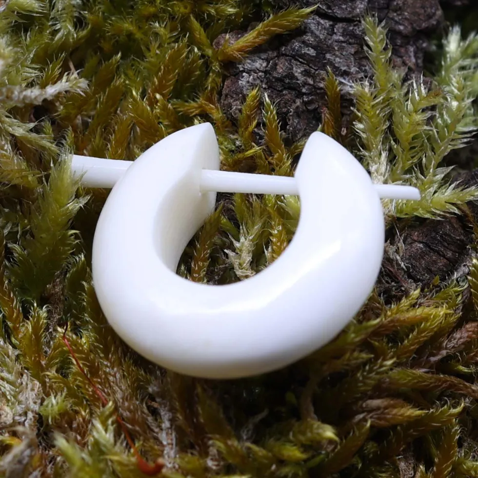 Creole Ohrschmuck aus Knochen geschnitzt (Paar)