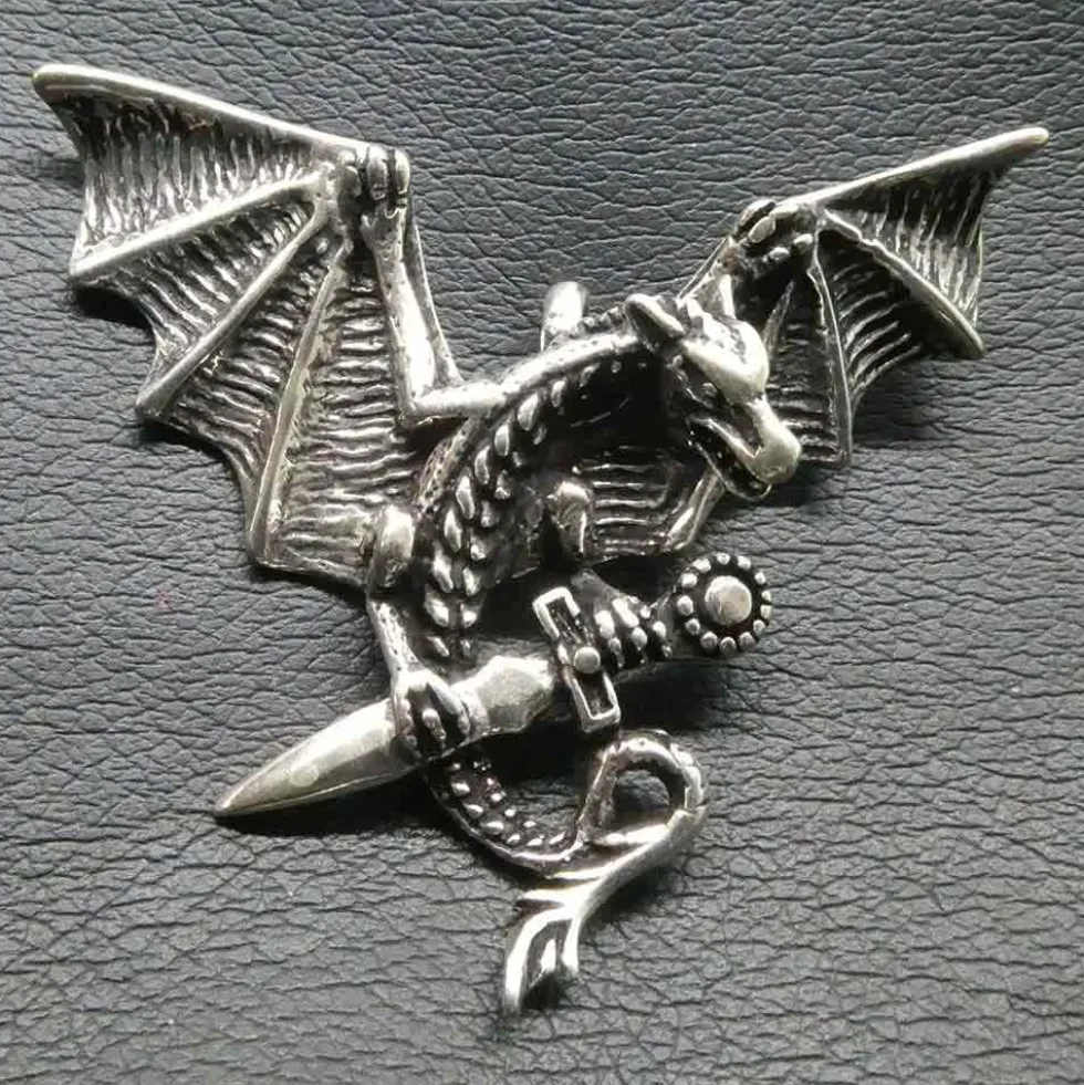 Drache mit Schwert Silberschmuck Anhänger 925 Silber