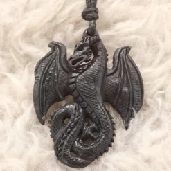 Drache Schmuck Kettenanhänger aus Horn