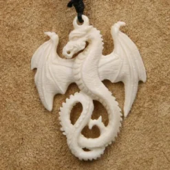 Drache Schmuck Kettenanhänger aus Knochen