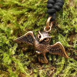 Eule fliegend Schmuck Bronze Anhänger