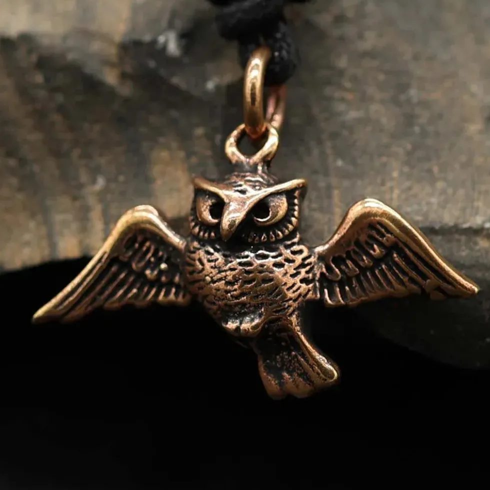 Eule fliegend Schmuck Bronze Anhänger