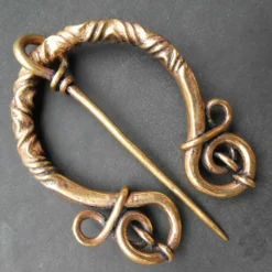 Fibel keltische Brosche Bronze Mittelalter Schmuck
