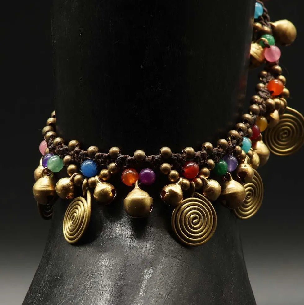 Fußkettchen Modeschmuck Messing mit bunten Glasperlen und Klangglöckchen