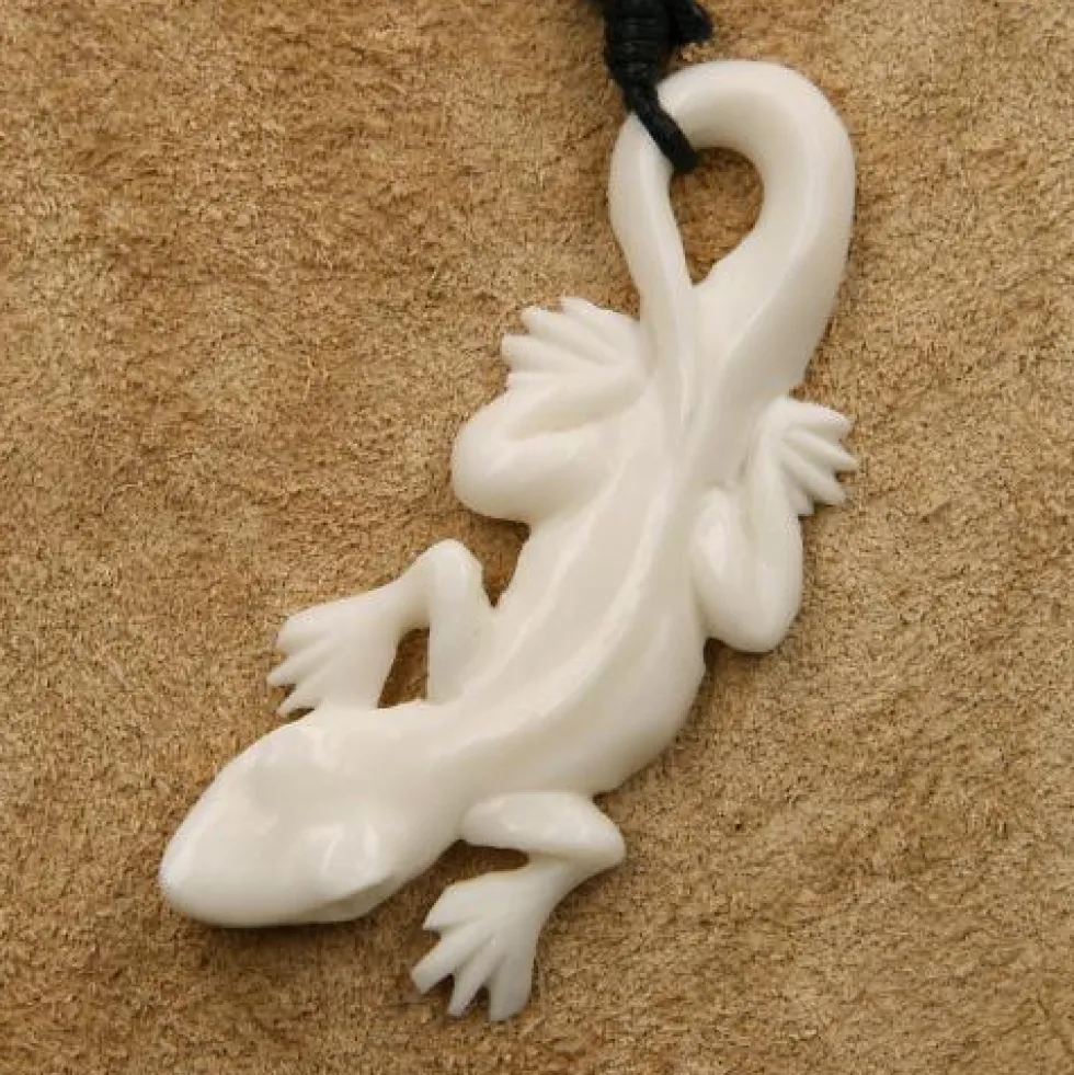 Gecko Schmuck aus Knochen Kette