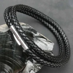 Geflochtenes Schwarzes Leder Armband mit Edelstahl Verschluss