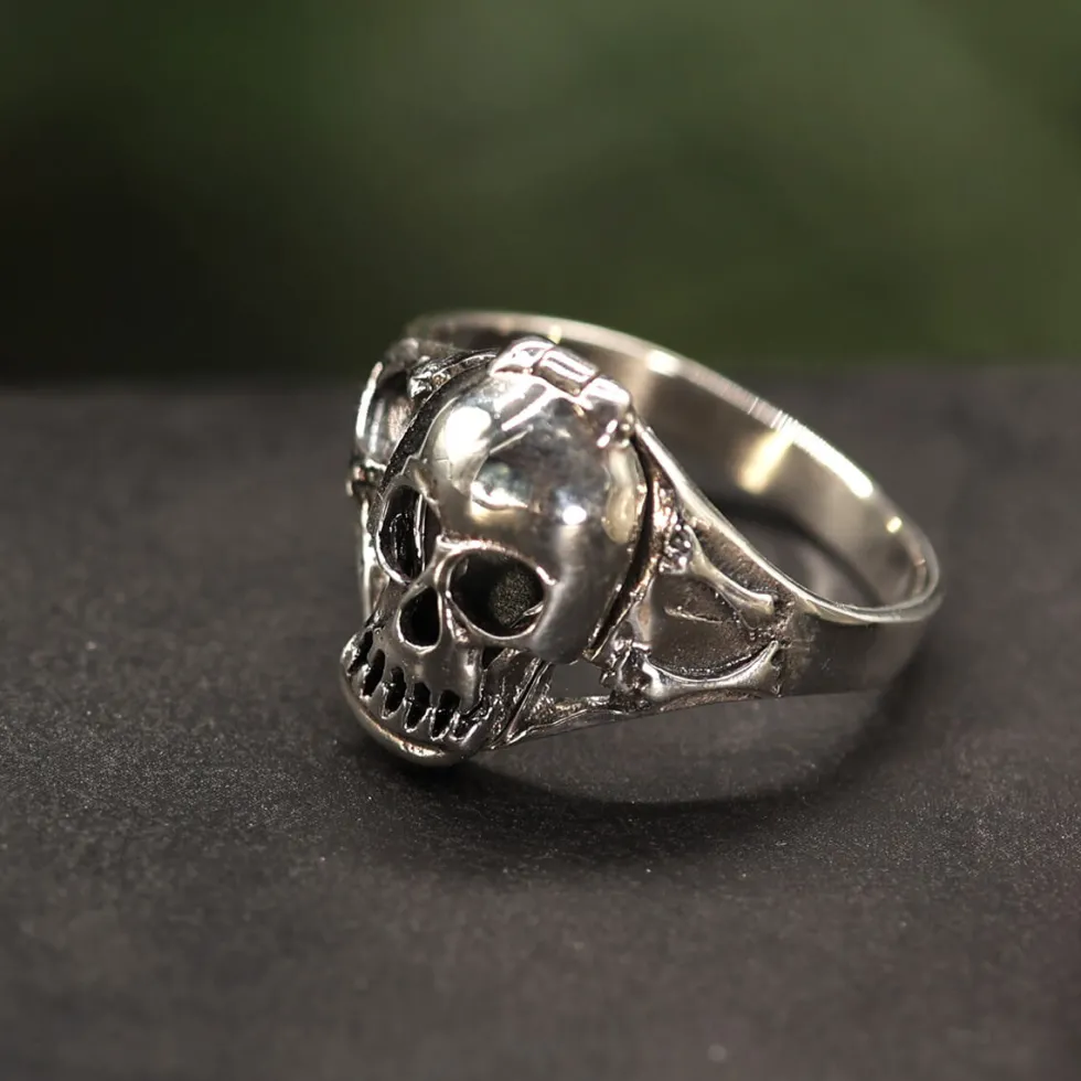 Giftring Totenkopf Ring mit kleinem Fach 925 Silber