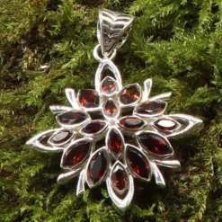Granat Anhänger sehr edel Steinschmuck Anhänger 925 Silber