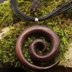 Große Spirale Holzschmuck Halskette mit Verschluß