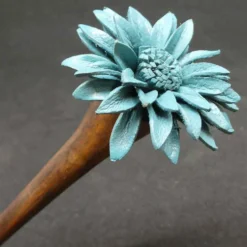 Haarstab Holz mit blauer Blume Haarschmuck für Hochsteckfrisuren
