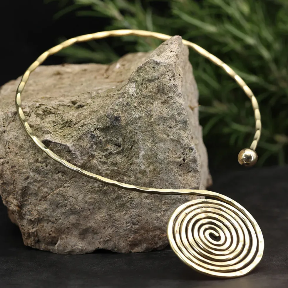 Halsreif Collier Design Spirale Messing Halskette