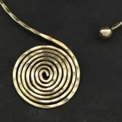 Halsreif Collier Design Spirale Messing Halskette