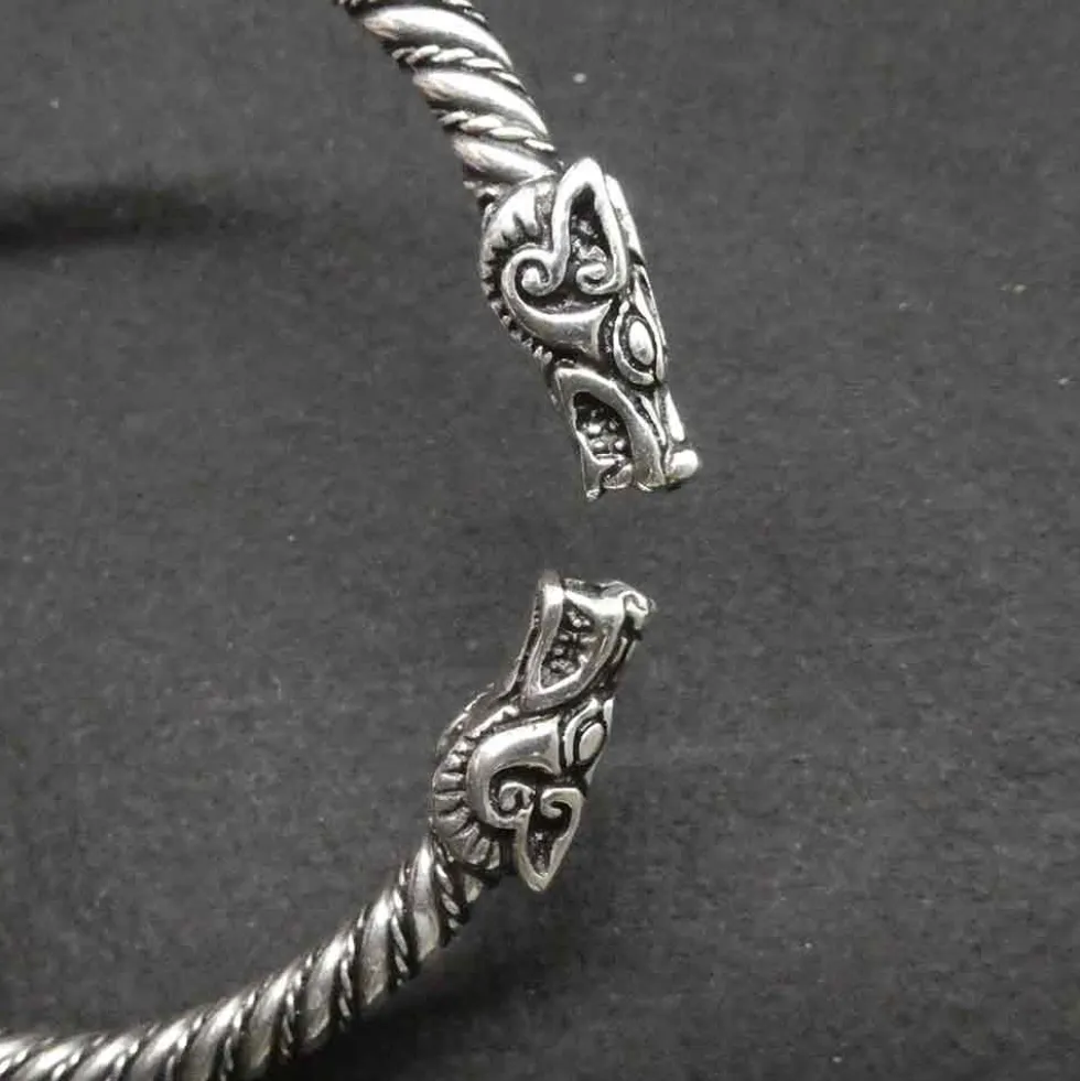 Himmelswölfe Frauen Armreif Silber Wikinger Armschmuck 925 Silber