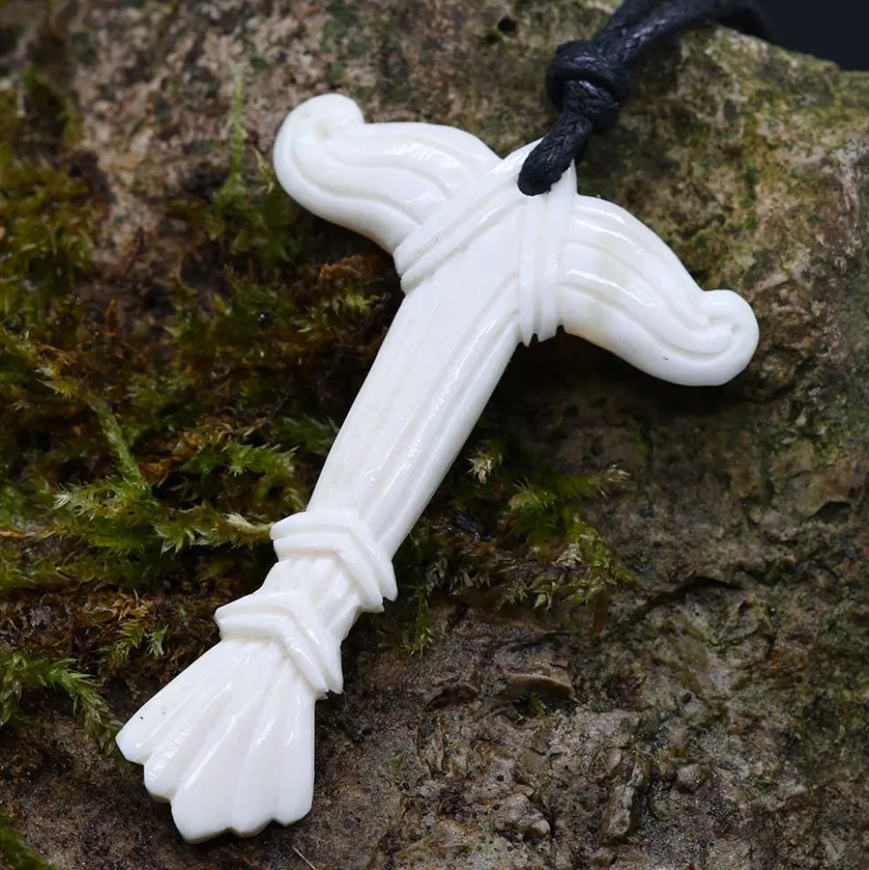 Irminsul Knochen Schmuck Kettenanhänger 5,5cm