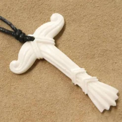 Irminsul Knochen Schmuck Kettenanhänger 5,5cm