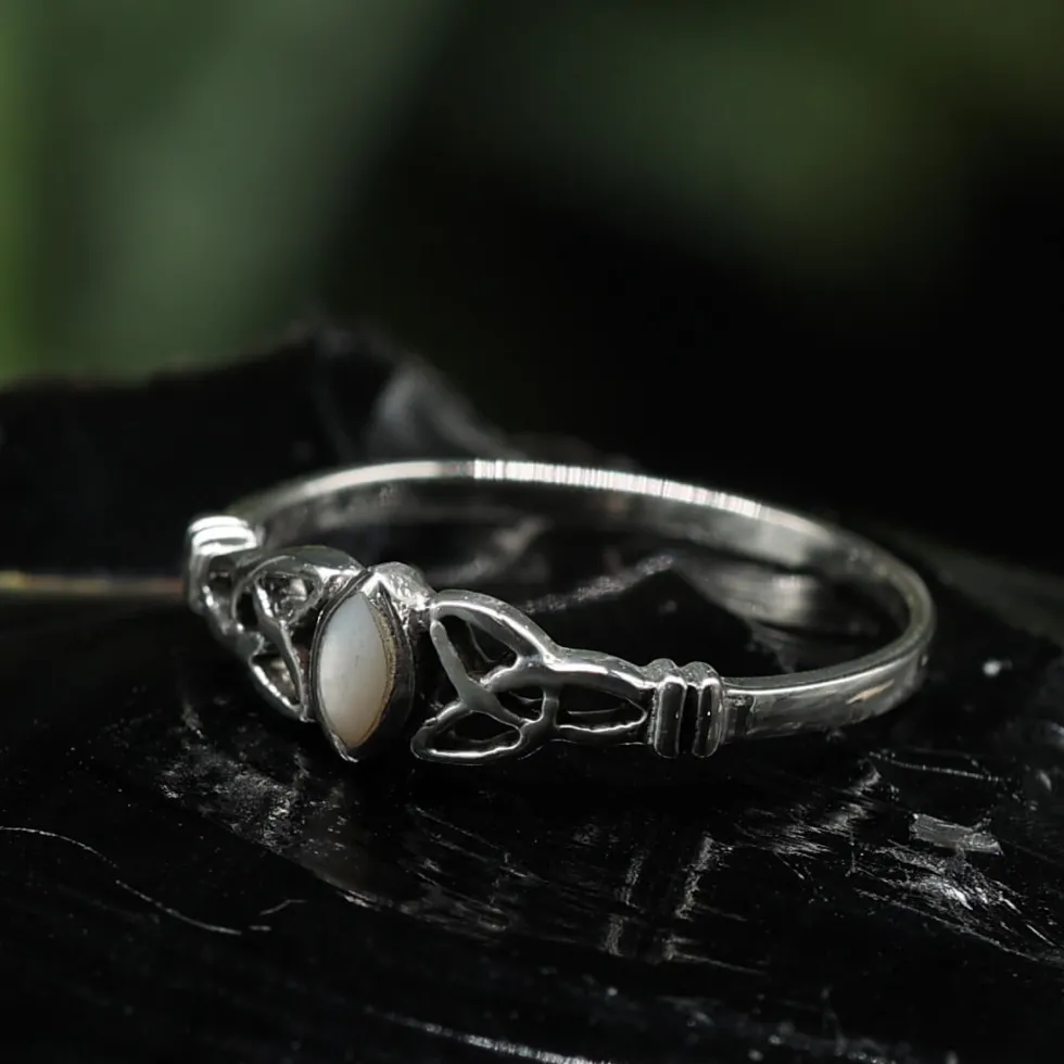 Keltischer Ring mit Perlmutt in Keltenknoten gefasst 925 Silber Damen Mädchen
