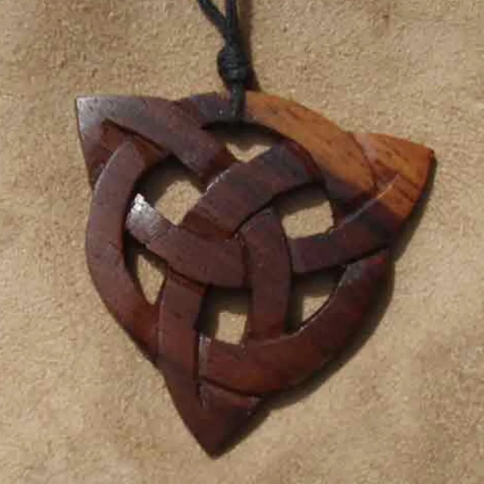 keltischer Schmuck aus Holz Taliesin zweifarbig