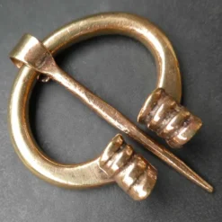 Klassische Gewandnadel Bronze Fibel Mittelalter