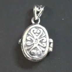Kreuz Gothic Medaillon 925er Silber durchbrochenes Muster