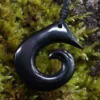 Maori Kiwispirale Hornschmuck Kette Anhänger