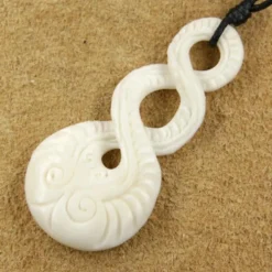 Maori Tripel Knochenschmuck Kettenanhänger