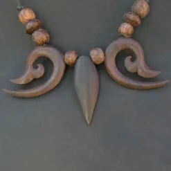 Muin Holzschmuck Kette Collier geschnitzt