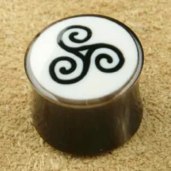 Ohrplug 14 mm Ohrpiercing Triskelion