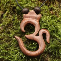 Om Holz Schmuck Anhänger mit Band