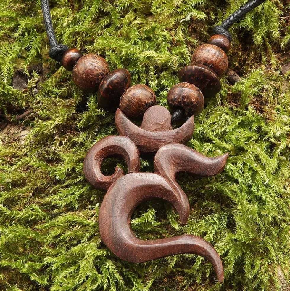 Om Holzschmuck Kette Collier geschnitzt
