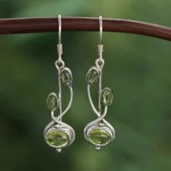 Peridot Steinschmuck Ohrringe feine Einhänger 925 Silber edel