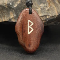 Rune Holz Schmuck berkano - älteres Futhark