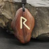 Rune Holz Schmuck raidho - älteres Futhark
