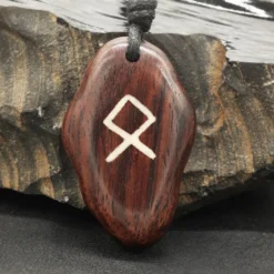 Runen Anhänger Holz Schmuck Othala Kette - älteres Futhark