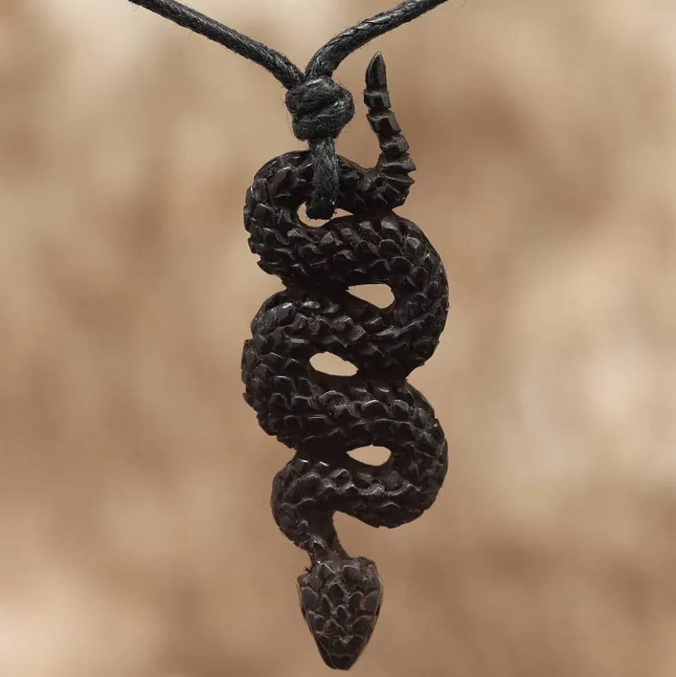 Schlange Hornschmuck Anhänger Kette