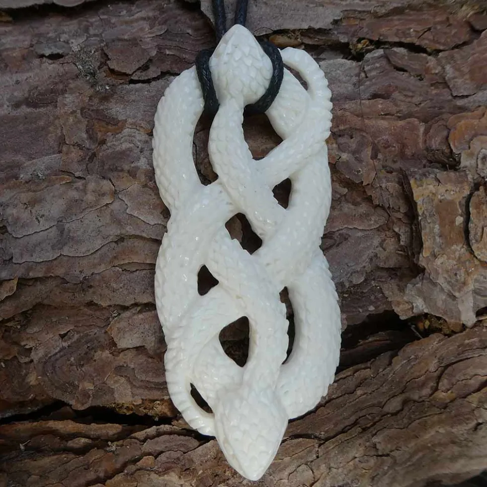 Schlangen Schmuck aus Knochen Kette
