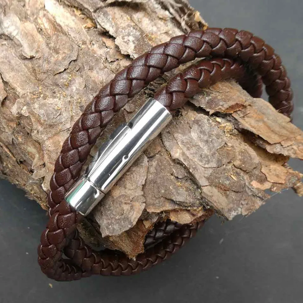 Schlichtes Braunes Armband Leder mit Edelstahl Verschluss