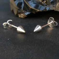 Spitze Ohrstecker Sterlingsilber Ohrring