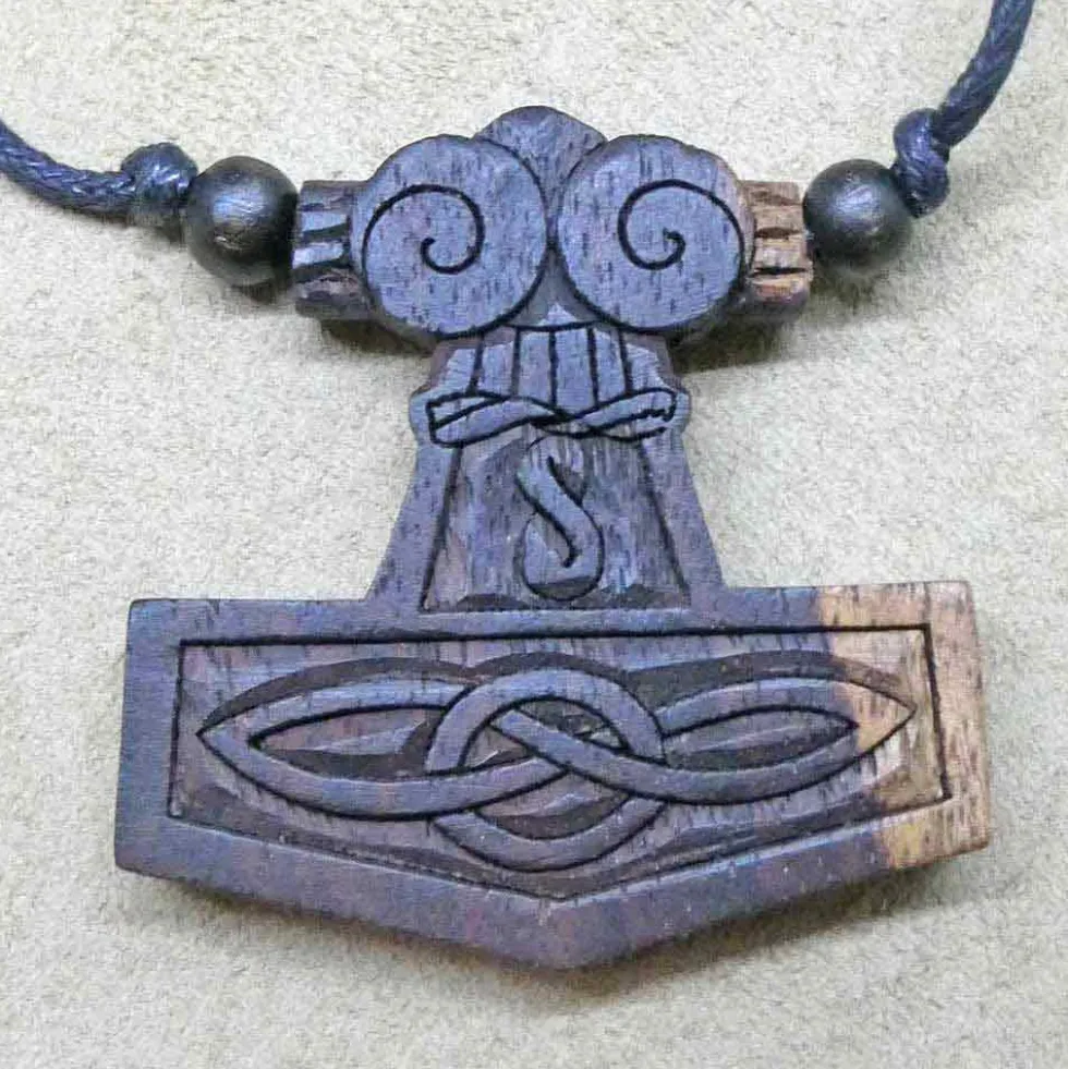 Thors Hammer 2-farbiger Holz Anhänger