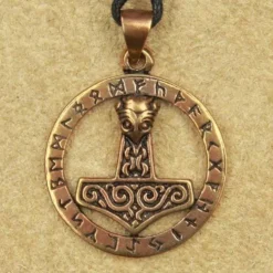 Thors Hammer mit Runen Bronze Schmuck Anhänger