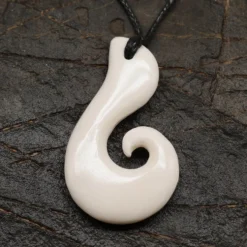 Tribal Maori Halskette Anhänger Knochen geschnitzter Schmuck
