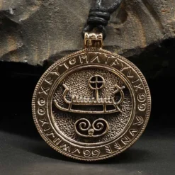 Wikinger Boot Schmuck Anhänger Sonnenschiff mit Runen