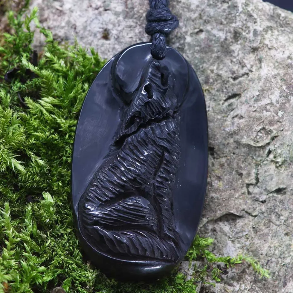 Wolf Hornschmuck Anhänger Kette