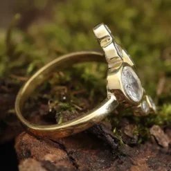 Zeitloser feiner Zirkonia Ring Damen Schmuck Messing Kristall